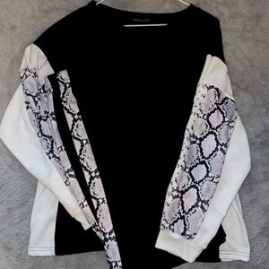 BLACK SNAKE SKIN JOGGER SWEAT SET
